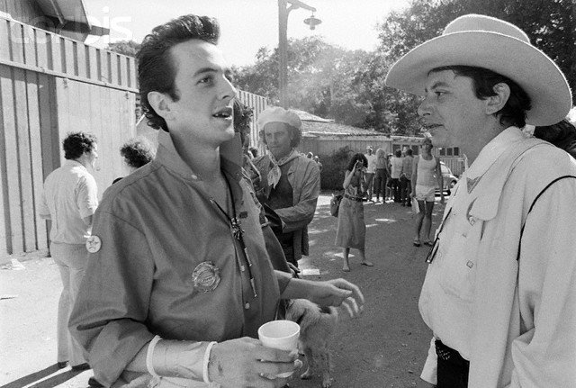 BSHQ's tweet image. Happy Friday! Here's an awesome photo of @JoeStrummer and Joe Ely - Austin, 1982