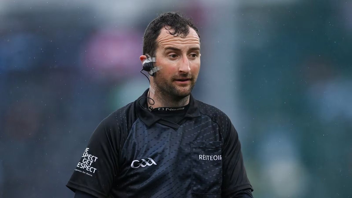 officialdowngaa's tweet image. Best wishes to match referee Paul Faloon and his team of officials on duty in the All Ireland Football Semi Final between Donegal &amp;amp; Meath.

This is a big honour for Paul and we in Down GAA wish him every success🔴⚫️