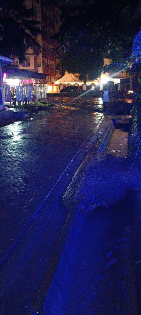 SafariWiz Mobility Solutions (@safariwiz) on Twitter photo Heavy rains continue pouring in Malindi tonight. Driver exercise caution.
<a href="/Ma3Route/">Ma3Route</a> <a href="/BrianOdamah/">Brian 4RoadSafety</a> <a href="/motoristsoffice/">Motorist Association</a> <a href="/loddca/">Long Distance Drivers and Conductors Association</a> Heavy rains continue pouring in Malindi tonight. Driver exercise caution.
<a href="/Ma3Route/">Ma3Route</a> <a href="/BrianOdamah/">Brian 4RoadSafety</a> <a href="/motoristsoffice/">Motorist Association</a> <a href="/loddca/">Long Distance Drivers and Conductors Association</a>