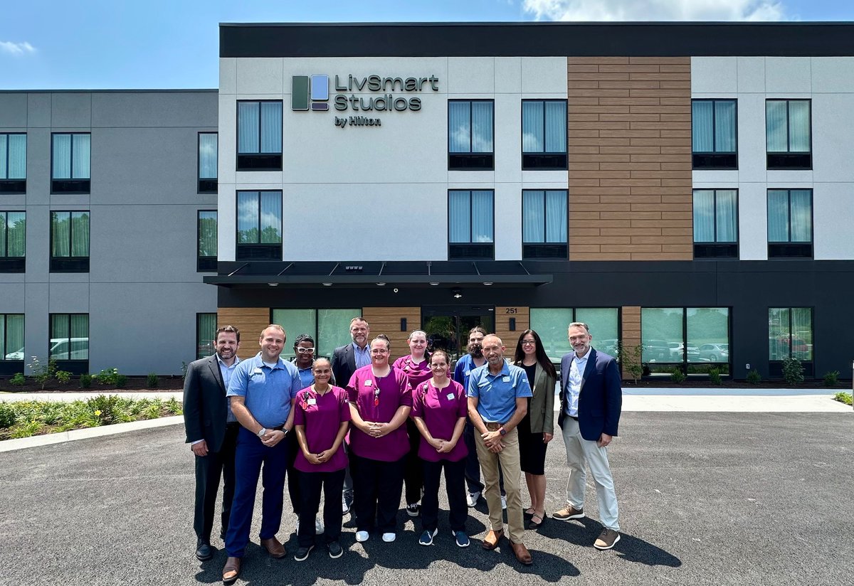 3HGroup's tweet image. 3H Group just welcomed guests to the world's first LivSmart Studios by @Hilton in Tullahoma, TN! As proud owners, we're honored to spearhead Hilton's newest brand launch. Huge thanks to our partners: @Hilton, Grace Construction Consultants, LBA Hospitality, and @SmartBank!