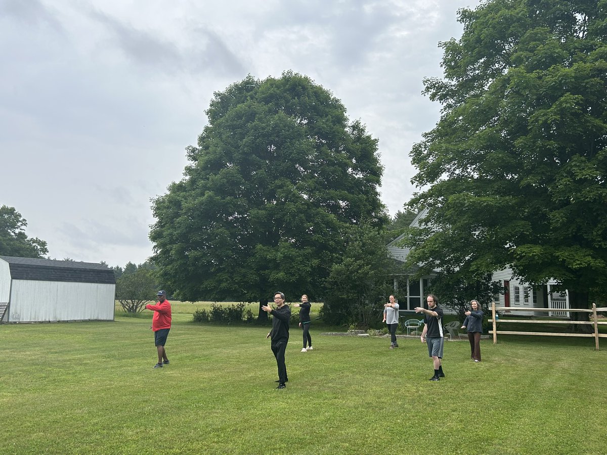 Vince Jornales tweet media