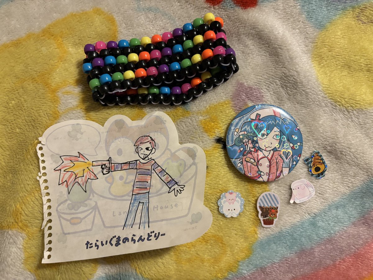 i FINALLY checked my mail and opened this 😭 THANK U HAILEY!!!! <a href="/Maritime_Mouse/">Hailey</a>