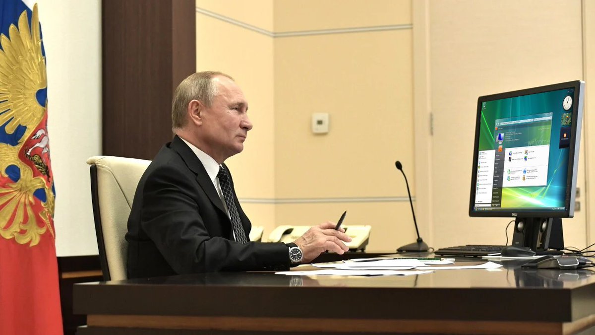 Nach 14 Jahren: Putin macht endlich das Upgrade auf Windows Vista. Wir gratulieren dem russischen Präsidenten zum Schritt der Modernisierung!