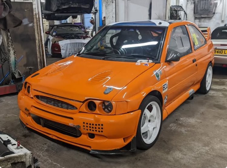 Thundersaloons's tweet image. Attention Paddock: Ford Friday ☀️

The Modified Ford Series are at Croft circuit this Sunday.  The entry list includes 4 x Escort Cosworths - 

🏁 Ali Mcmillan 
🏁 Scot Tollan 
🏁 Dave Cockell
🏁 Mick Head

#ModifiedFordSeries | #CroftCircuit | #FordFriday 

(📸©️P. Scherer)