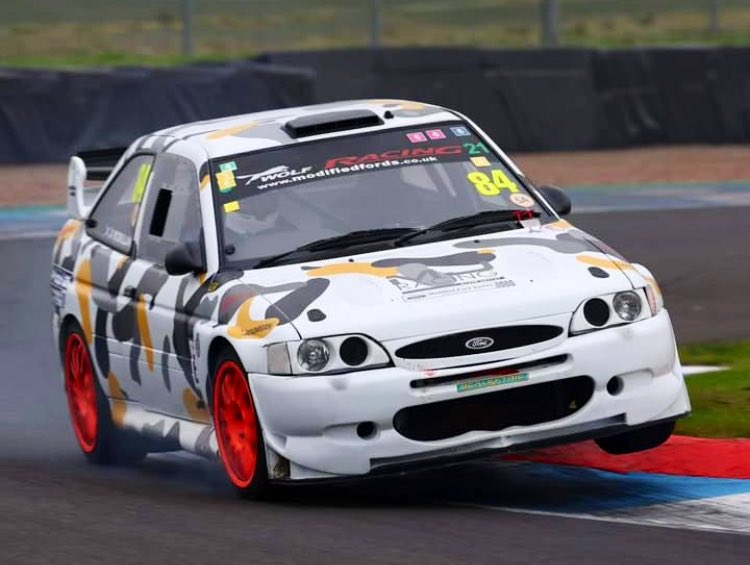 Thundersaloons's tweet image. Attention Paddock: Ford Friday ☀️

The Modified Ford Series are at Croft circuit this Sunday.  The entry list includes 4 x Escort Cosworths - 

🏁 Ali Mcmillan 
🏁 Scot Tollan 
🏁 Dave Cockell
🏁 Mick Head

#ModifiedFordSeries | #CroftCircuit | #FordFriday 

(📸©️P. Scherer)