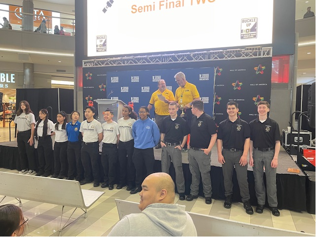 MnDPS_DPS's tweet image. .@mtkapd Explorers were the fastest to buckle up at MOA this summer — racing for fun and seat belt safety. You don’t need to race, just take two seconds to buckle up. It could save your life. Click It or Ticket extra enforcement is underway in Minnesota.