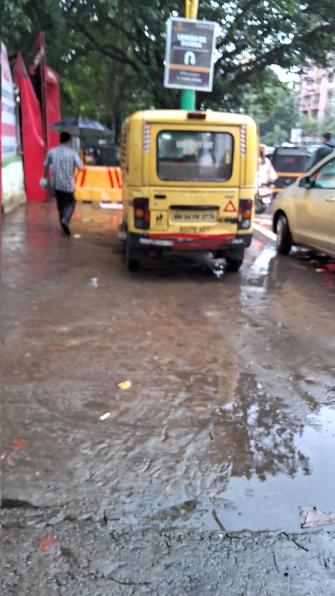 Vehicles parked between footpaths.Barricades put up restricting pedestrain movement. <a href="/ThaneTraffic/">thanetrafficpolice</a>  not taking action. <a href="/TMCaTweetAway/">Thane Municipal Corporation - ठाणे महानगरपालिका</a> 
<a href="/ThaneCityPolice/">Thane Police commissionerate पोलीस आयुक्तालय, ठाणे</a> 
<a href="/PratapSarnaik/">Pratap Baburao Sarnaik</a> 
<a href="/mieknathshinde/">Eknath Shinde - एकनाथ शिंदे</a> 
<a href="/msrtcofficial/">Maharashtra State Road Transport Corporation</a> 
<a href="/walkingproject/">Walking Project</a>
<a href="/mid_waytimes/">midwaytimes</a>
<a href="/ThaneLive/">Thane Live</a> Pokhran rd 1 at Raymond back gate.