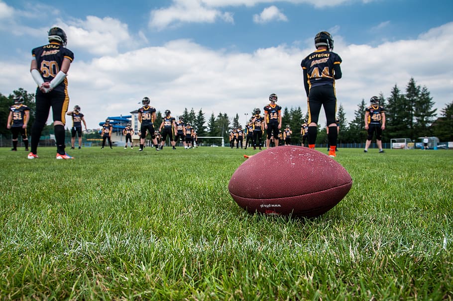 Florida High School Football Preview: 6A, District 9 
on3.com/sites/fla-vars… 

<a href="/Demontia_1/">Demontia Hudson</a>
<a href="/DomMinnillo/">Dominic Minnillo</a>
<a href="/Donte_Parker27/">Donte Parker✨</a>
<a href="/DrewMGraham/">Drew Graham</a>
<a href="/graybenoist2027/">Grayson Benoist 2027 Center</a>