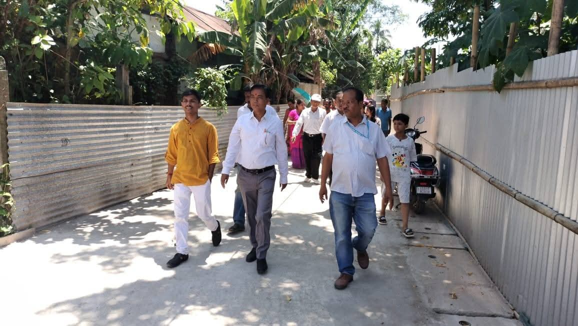 Keeping up the momentum of infrastructural development across Guwahati city, today I had the honour of inaugurating the newly constructed By-lane No. 1 of M.C. Road at Barowari under Ward No. 33. The project was implemented using the Councillor Development Fund, and the road is