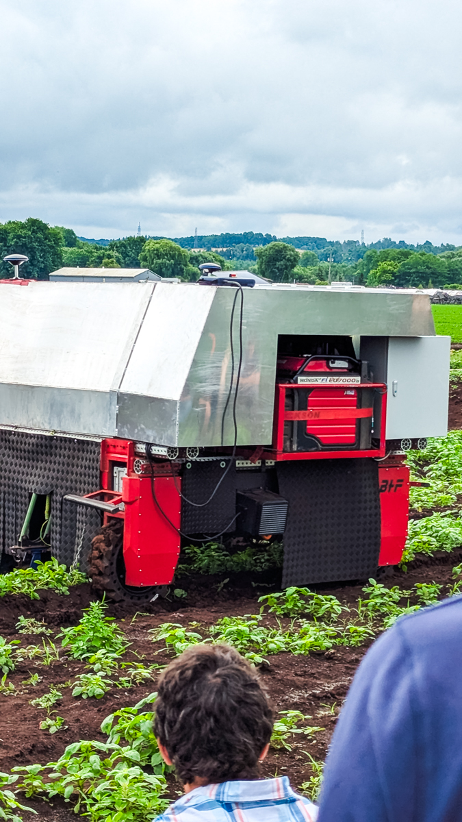 Ontario Agri-Food Innovation Alliance (@aginnovationon) on Twitter photo Thank you to the AgRobotics Working Group for hosting Demo Day at the Ontario Crops Research Centre - Bradford this week 🚜 Innovative collaboration at its best 💡
<a href="/CreatedAtGuelph/">Research Innovation Office at UofG</a> <a href="/UofGResearch/">UofGResearch</a> Thank you to the AgRobotics Working Group for hosting Demo Day at the Ontario Crops Research Centre - Bradford this week 🚜 Innovative collaboration at its best 💡
<a href="/CreatedAtGuelph/">Research Innovation Office at UofG</a> <a href="/UofGResearch/">UofGResearch</a>