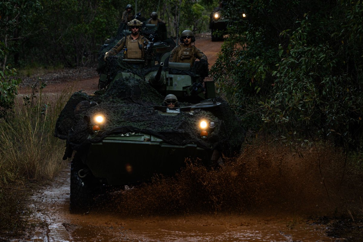 31stMeu's tweet image. 馃搷Shoal Water Bay Training Area, Queensland, AU, June 30, 2025.
U.S. Marines with 1st LAR, BLT 1/7, 31st MEU, conduct a R-80D Sky Raider drone exercise.
(@USMC馃摳by Lance Cpl. Raul Sotovilla)
@DefenceAust @USEmbAustralia @DeptofDefense
#Marines #Lethality #Readiness #Training