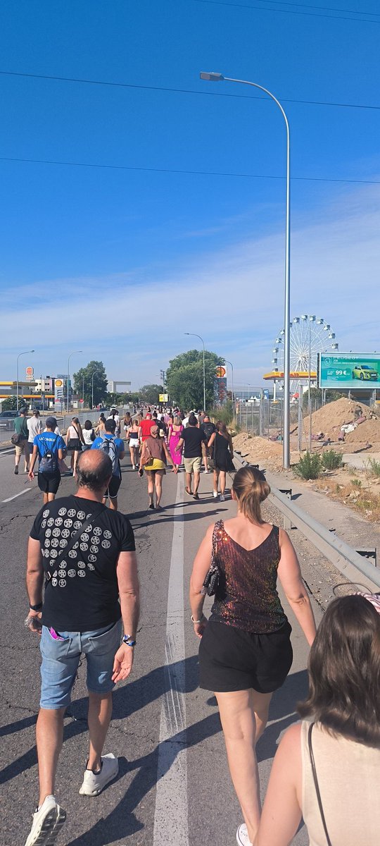 Día 2
#madcoolfestival 
Hoy mucha más gente a la misma hora... Los madrugadores hoy, no tienen premio 😉