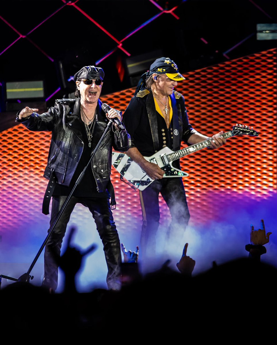 scorpions's tweet image. The Coming Home Tour rocks on!!! See you tonight Locarno. 🦂
🎟 The-Scorpions.com/tour
📸 @rockonitalia
