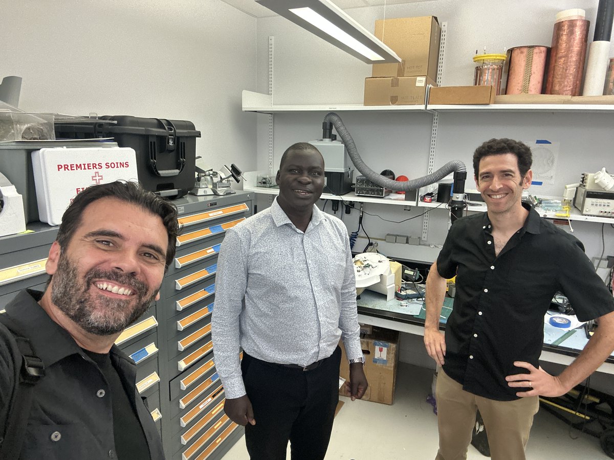 Stikov's tweet image. Johnes Obungoloch first visited us at @polymtl in 2019 for the first edition of the MRathon. Six years later, he is back in Montreal building a low-field MRI scanner with Udunna Anazodo
It was a pleasure welcoming him back to the @PolyNeuro lab together with @jcohenadad