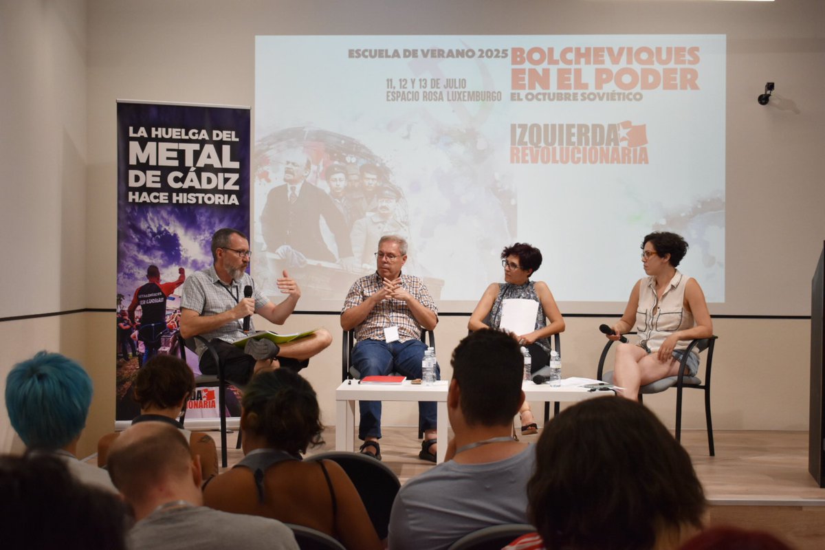 Abordamos las conquistas de la revolución y también las dificultades que enfrentaron las y los bolcheviques cuando tomaron el poder. 

"El cerco imperialista, la guerra civil y el aislamiento de la revolución, entre otros factores, minaron la democracia obrera existente".