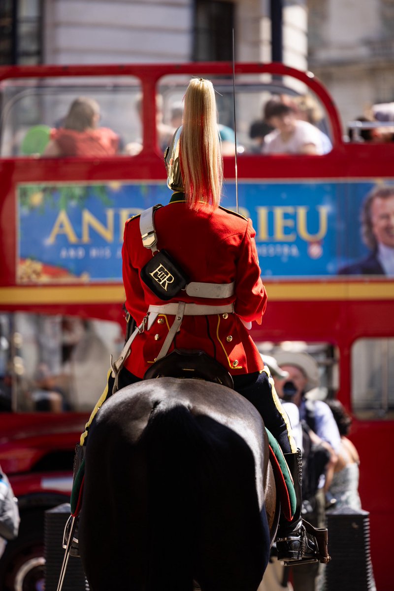 ArmyInLondon's tweet image. Did you guess correctly? for the next ten days, the Household Cavalry Mounted Regiment has handed over to Lord Strathcona’s Horse (Royal Canadians).
Find out why… army.mod.uk/news/canadian-… Canadian armoured regiment steps in as The King’s Life Guard | The British Army