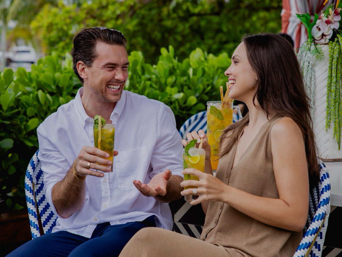 Today, July 11th, cool off and celebrate summer with National Mojito Day at #RegattaGrove 🌱 Enjoy half off mojitos #AllDay