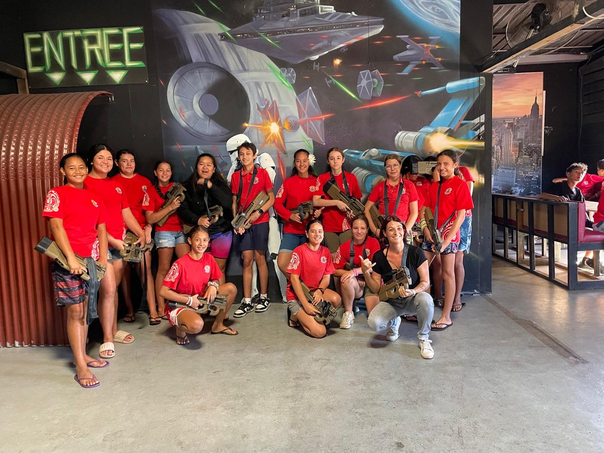 Collège Taaone tweet media