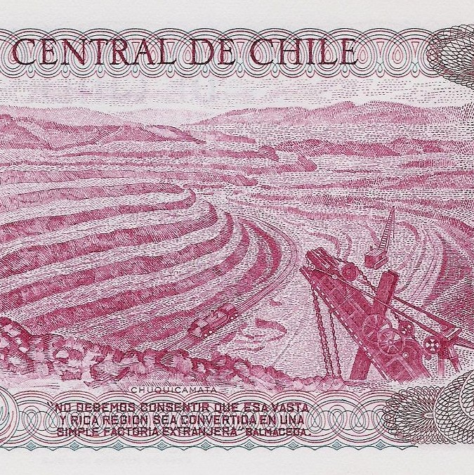 AndresGiordanoS's tweet photo. El único billete chileno en que aparece un obrero fue emitido durante la Unidad Popular por la nacionalización del cobre, legislada un día como hoy, en 1971. Los que hoy se dicen "patriotas", en cambio, quieren privatizar CODELCO. De "patriotas" nada. https://t.co/cujOzQEVlk