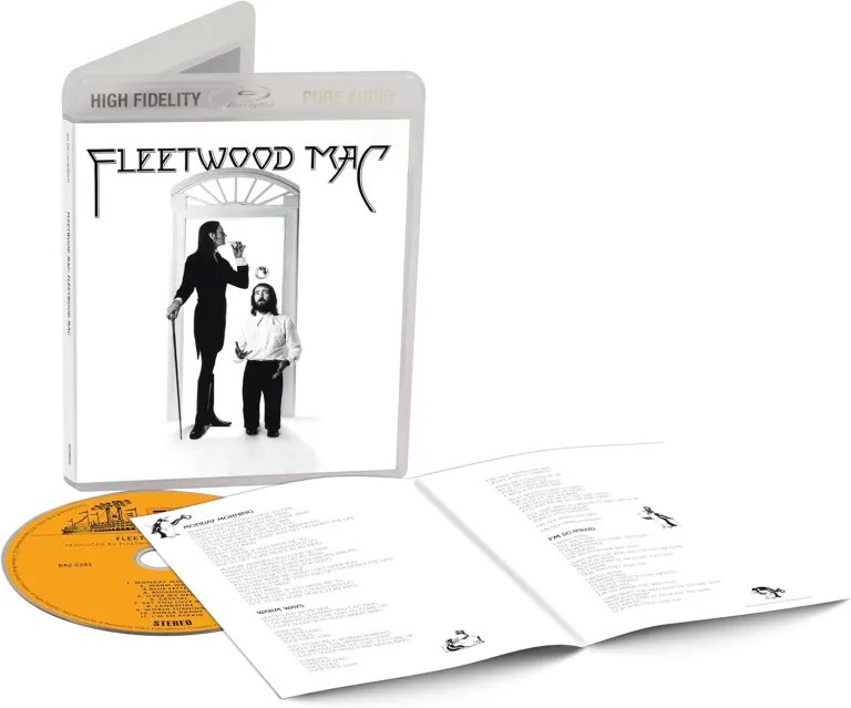 fmfanuk's tweet image. For the 50th anniversary of the release of the Fleetwood Mac album, Rhino are releasing three new editions on the album
Dolby Atmos Blu ray
High Fidelity vinyl bundle
High Fidelity vinyl
Read more here - fleetwoodmac-uk.com/wp/uk-activiti…
