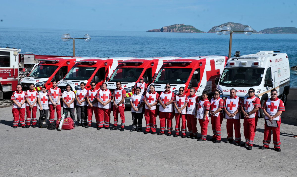 rochamoya_'s tweet image. Sinaloa abre los brazos este verano con lo mejor que tiene: su gente, su cultura y su vocación hospitalaria.
Desde Mazatlán, donde dimos el banderazo nacional del Operativo Vacacional Verano 2025, reafirmamos el compromiso de cuidar y acompañar a quienes nos visitan.
Con el…