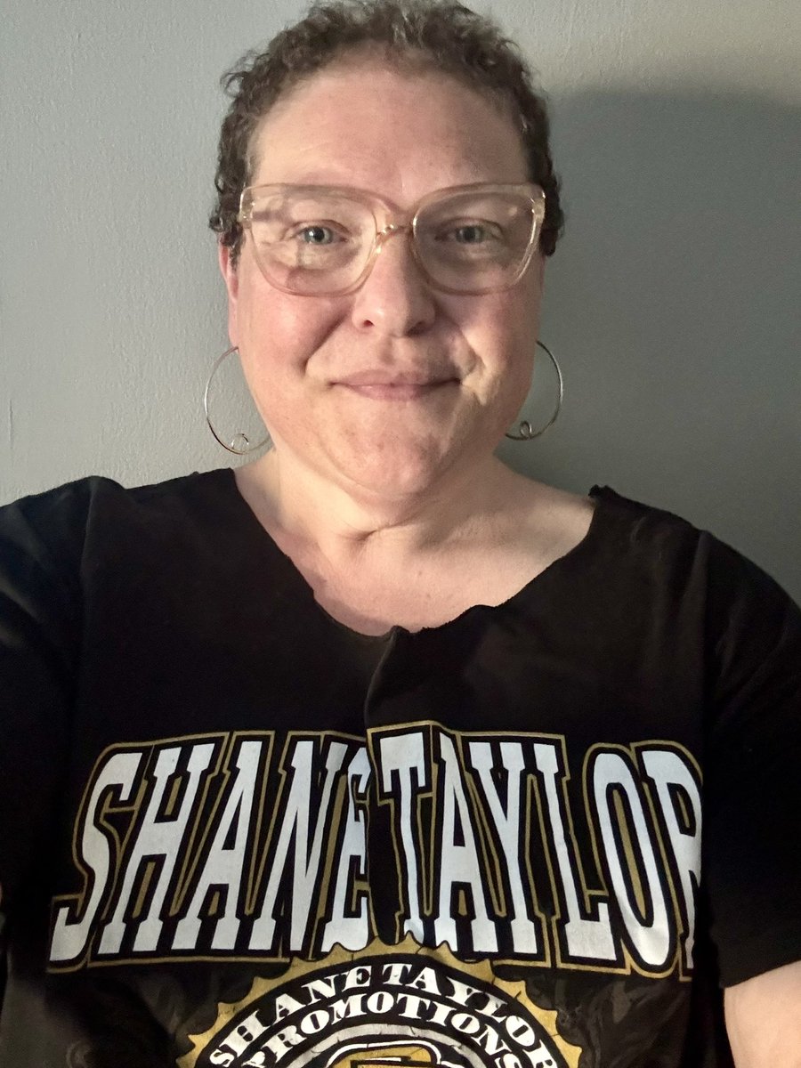 sharrocksm's tweet photo. At home but still cheering on my guys!
#ROH
#ROHSupercard
#ROHSupercardOfHonor
#ShaneTaylorPromotions #TAIGASTYLE #BadNewsAndTattoos #CapDontCap https://t.co/0fz4vlIPA3