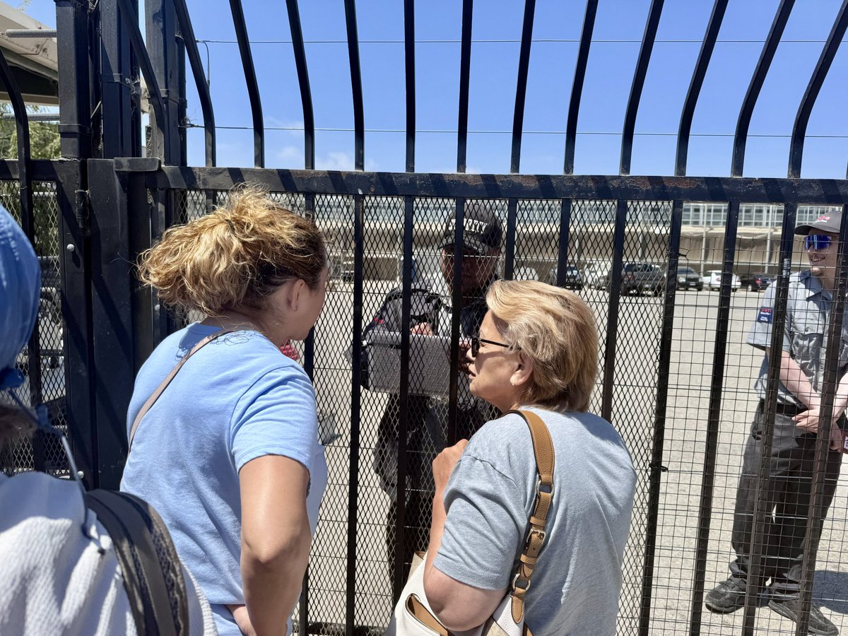 NancyLoo's tweet image. Relatives of workers at the CA cannabis farm targeted in massive immigration raid seeking answers. Many say they cannot find their loved ones in the federal detention system and hope people are still hiding inside. CBP detained 300+. No sign of federal officers today. @newsnation