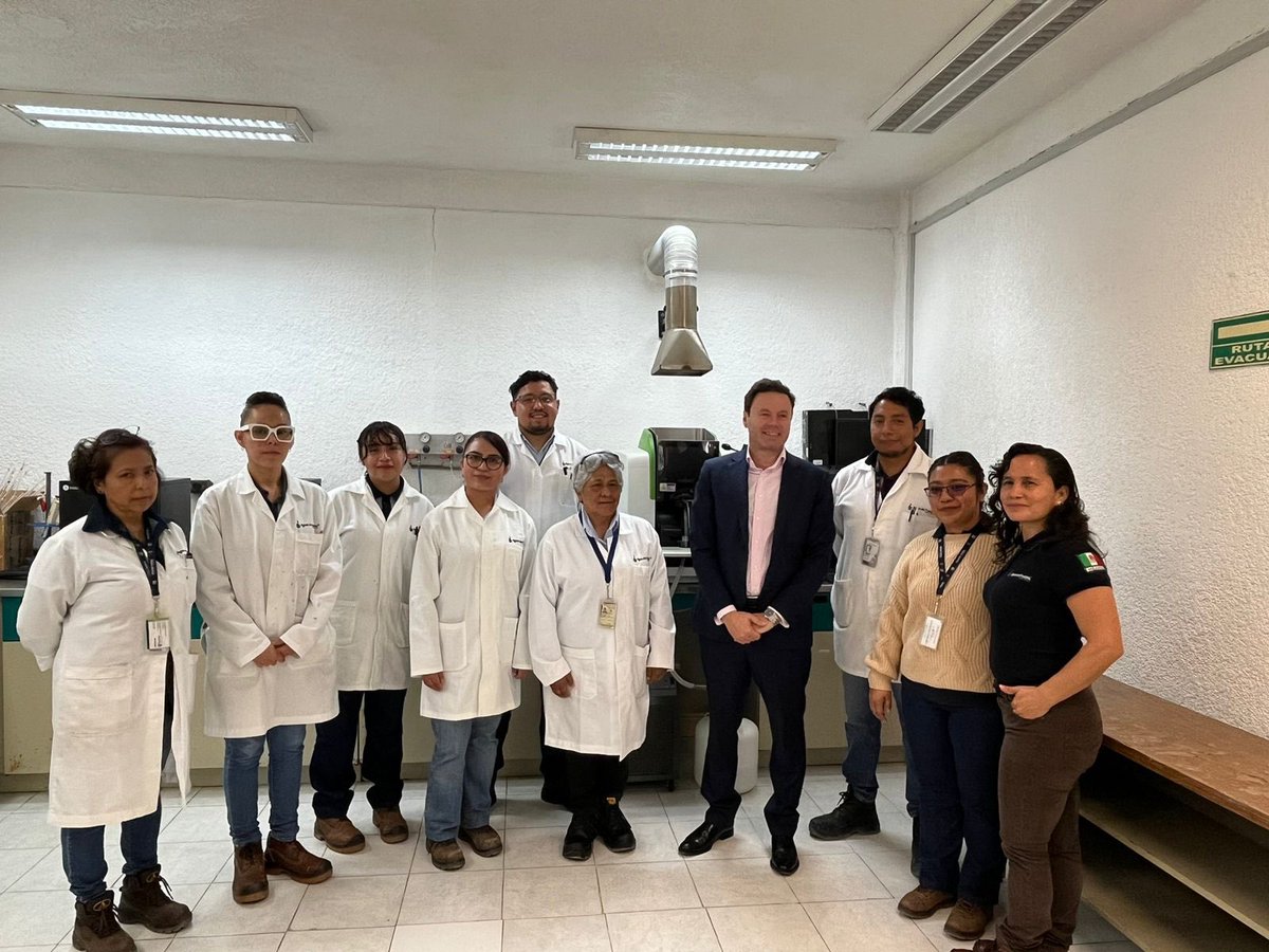 Hoy cumplimos 10 años de acreditación del Laboratorio de agua de <a href="/AguadePuebla/">Agua de Puebla</a> . Felicidades equipo, vuestra tarea es fundamental para el control del agua entregada a la ciudad.