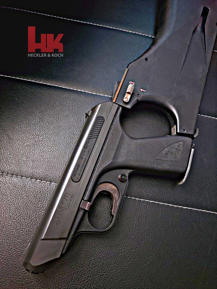 cqb_0's tweet image. 3点バーストが気持ちいいんですよね
ショルダーパッドのヒンジが1本折れてしまったんですが、直すにはどうすればいいんでしょうか・・・
#MGC
#VP70
#サバゲーマーさんと繋がりたい