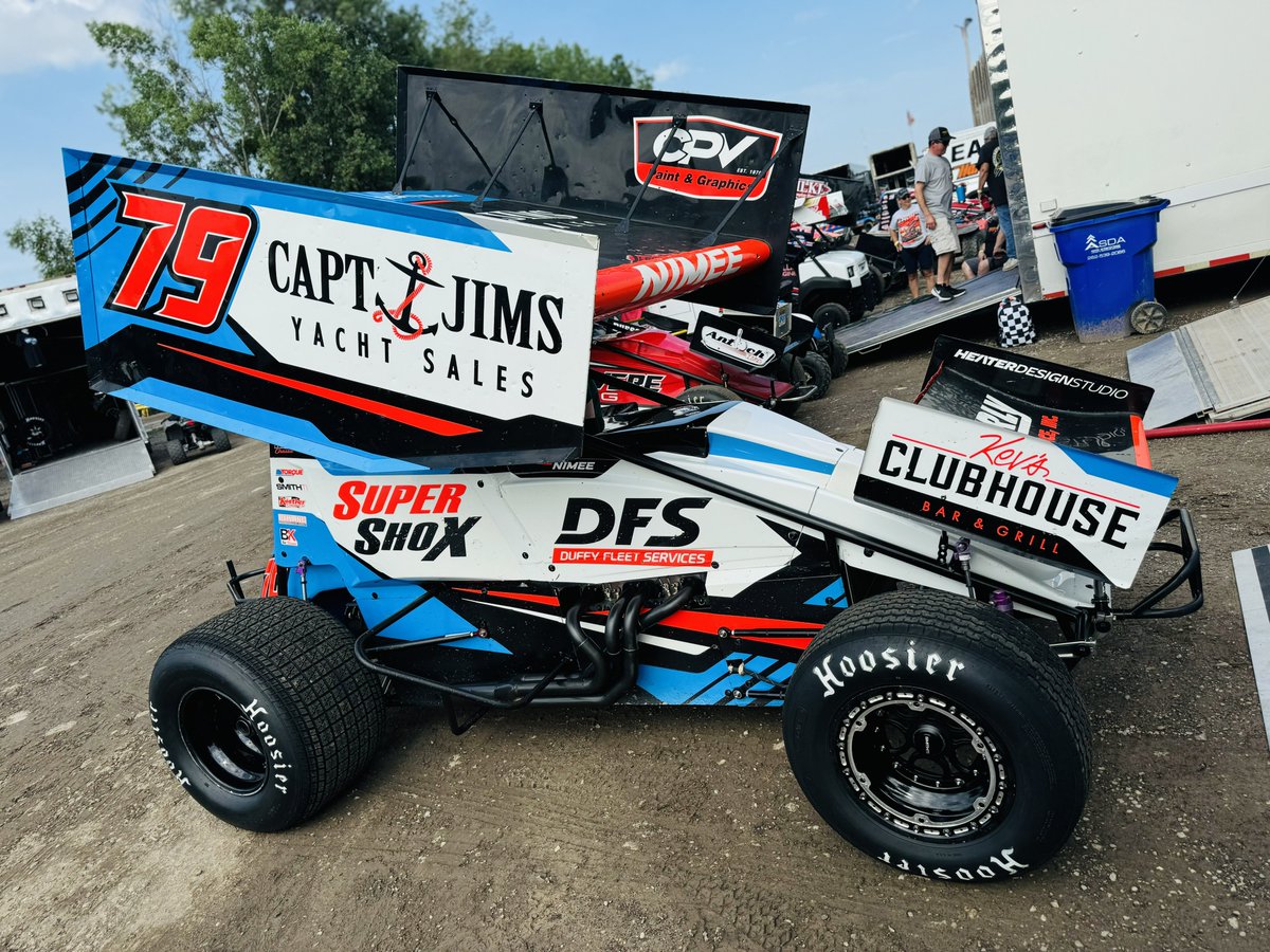WorldofOutlaws's tweet photo. Oswego, IL’s @Blake_Nimee79 makes his 2025 World of Outlaws @NosEnergyDrink Sprint Car season debut!

He’s won twice at Wilmot with @IRA_sprints and also topped a local race here last September. https://t.co/mI6lkBYgi0