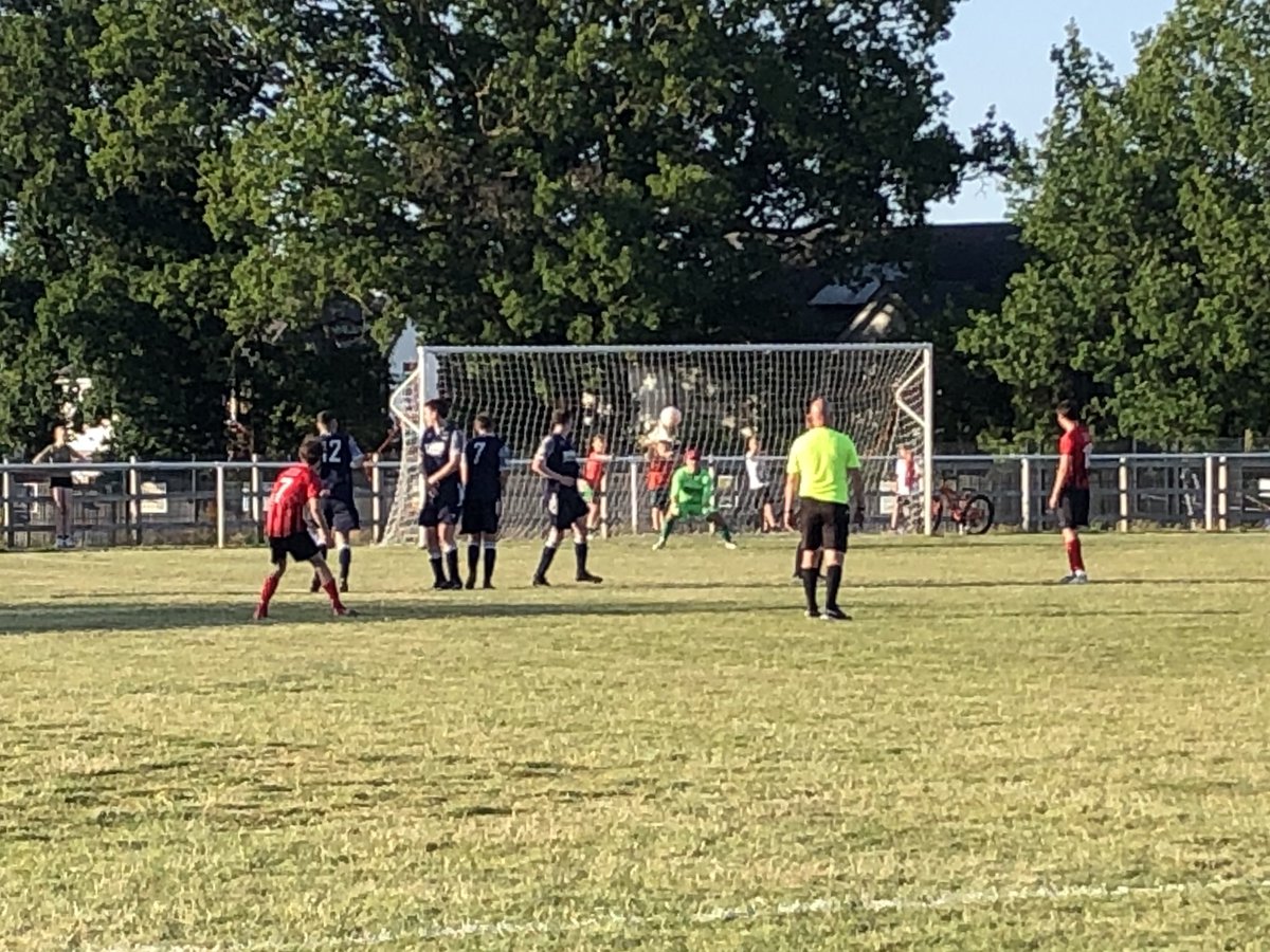 P a u l 🏴 (@kizwxm) on Twitter photo <a href="/penyfforddfc/">Penyffordd Football Club</a> 3 <a href="/RhosAelwydFC/">CPD Rhos Aelwyd FC</a> 1. A decent game at sun-kissed Ysgol Penyffordd as the Lions were on top from early on and deserved their win against Ardal League opposition in this pre season friendly. There was some good finishes for the crowd of around 50 to enjoy #groundhopping <a href="/penyfforddfc/">Penyffordd Football Club</a> 3 <a href="/RhosAelwydFC/">CPD Rhos Aelwyd FC</a> 1. A decent game at sun-kissed Ysgol Penyffordd as the Lions were on top from early on and deserved their win against Ardal League opposition in this pre season friendly. There was some good finishes for the crowd of around 50 to enjoy #groundhopping