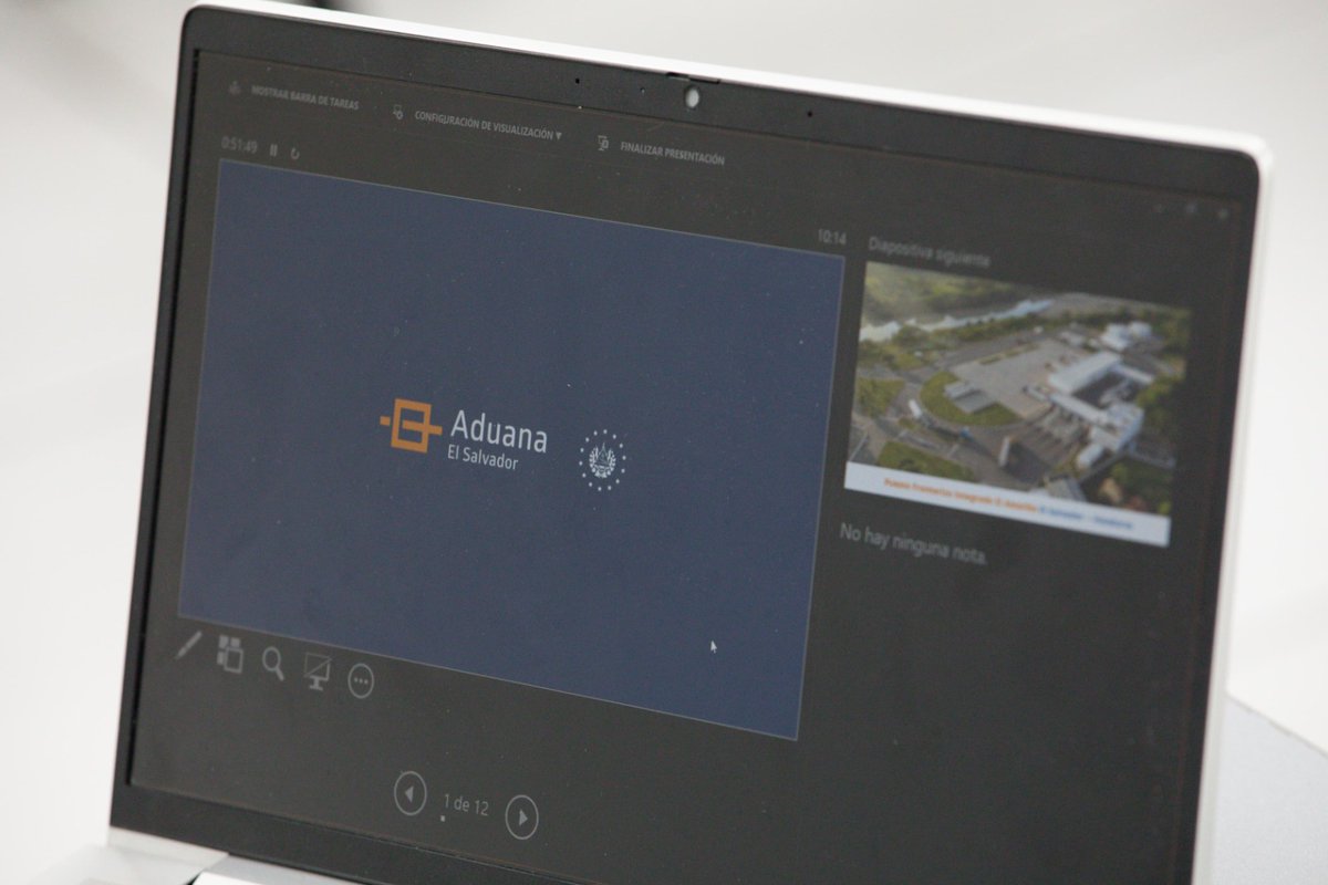 Con el objetivo de fortalecer las competencias técnico-jurídicas en materia aduanera, el magistrado Héctor Nahun Martínez García realizó una visita al Puesto Fronterizo El Amatillo, en el marco del Diplomado en Anticorrupción Aduanera.
Más información: 🔗 lc.cx/nfd9Ed