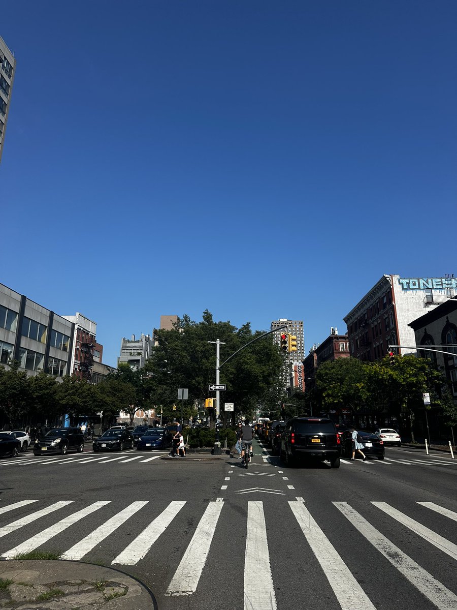 fully fund transit (@crosstown_line) on Twitter photo One of <a href="/ZohranKMamdani/">Zohran Kwame Mamdani</a>’s signature streets projects should be a complete redesign of Delancey St with a real greenway and dedicated busway One of <a href="/ZohranKMamdani/">Zohran Kwame Mamdani</a>’s signature streets projects should be a complete redesign of Delancey St with a real greenway and dedicated busway