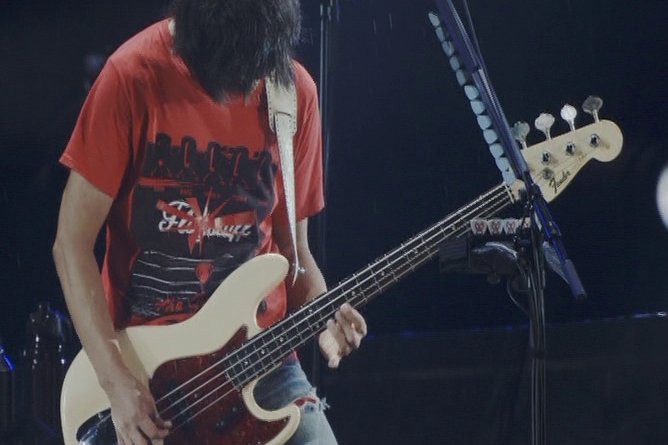 taka_mr_chil's tweet image. おはようございます☀

今朝も
立ち止まってしがみついている為の
筋トレ😊

”夢見てた未来は
それほど離れちゃいない
また一歩　次の一歩　足音を踏み鳴らせ！
時には灯りのない
寂しい夜が来たって
この足音を聞いてる　誰かがきっといる”

聞いてるぞ
聞こえてるぞ

みんなの
#足音～BeStrong