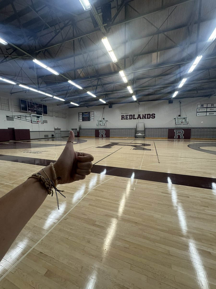 vbcoachsav's tweet photo. 9 months later, I’m CLEARED to coach again!!

I still don’t have many words to describe what this time of relearning how to properly walk and speak have been like but one day I will.

For now, I’ll be counting down the days until the Bulldogs get back to campus!!! https://t.co/A2qycamnPA