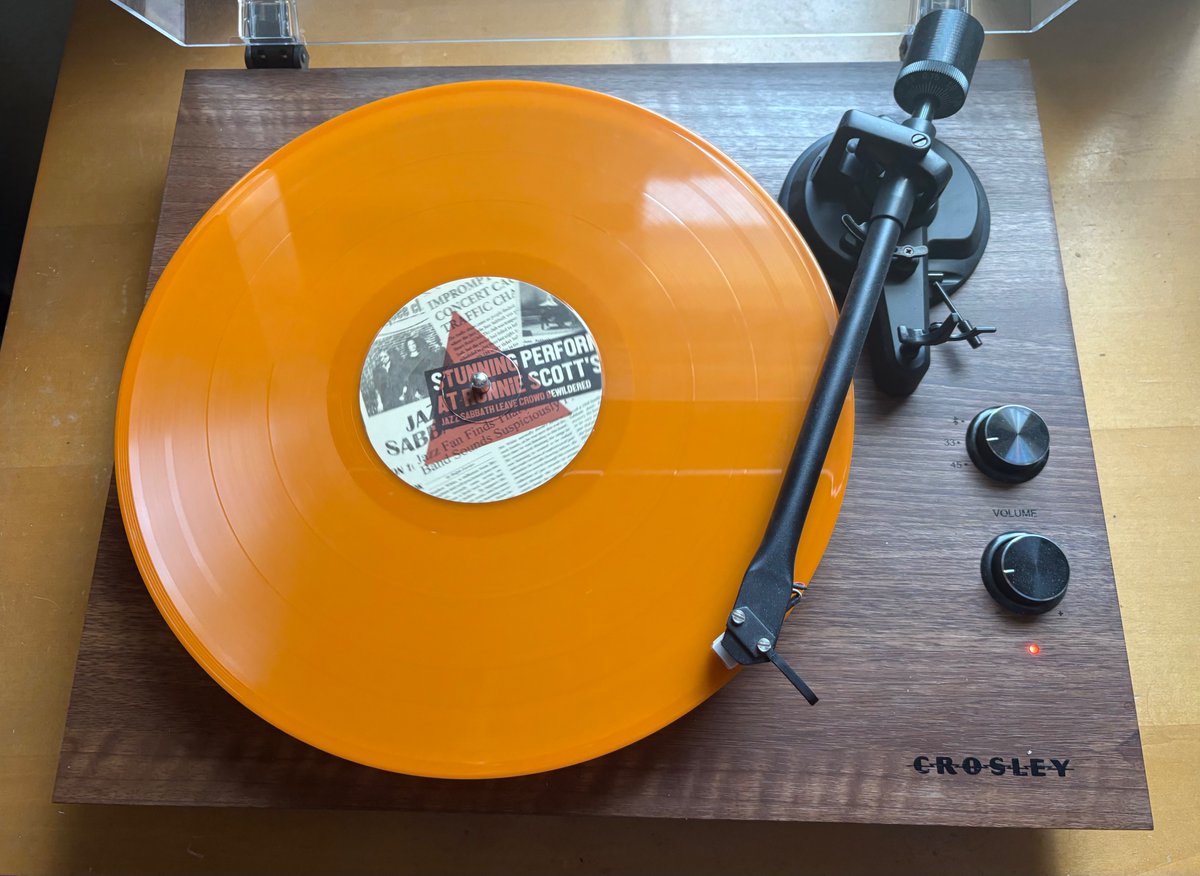 sabbathfans's tweet image. #AllMyVinyl #146 & 147 - Jazz Sabbath I & II
Make no mistake. Β If you donβt like jazz, you wonβt like these albums. Β But perhaps you should try?
Adam Wakeman is a keyboardist who has had some pretty famous gigs. Β He certainly has a famous surname, but heβs far more than justβ¦