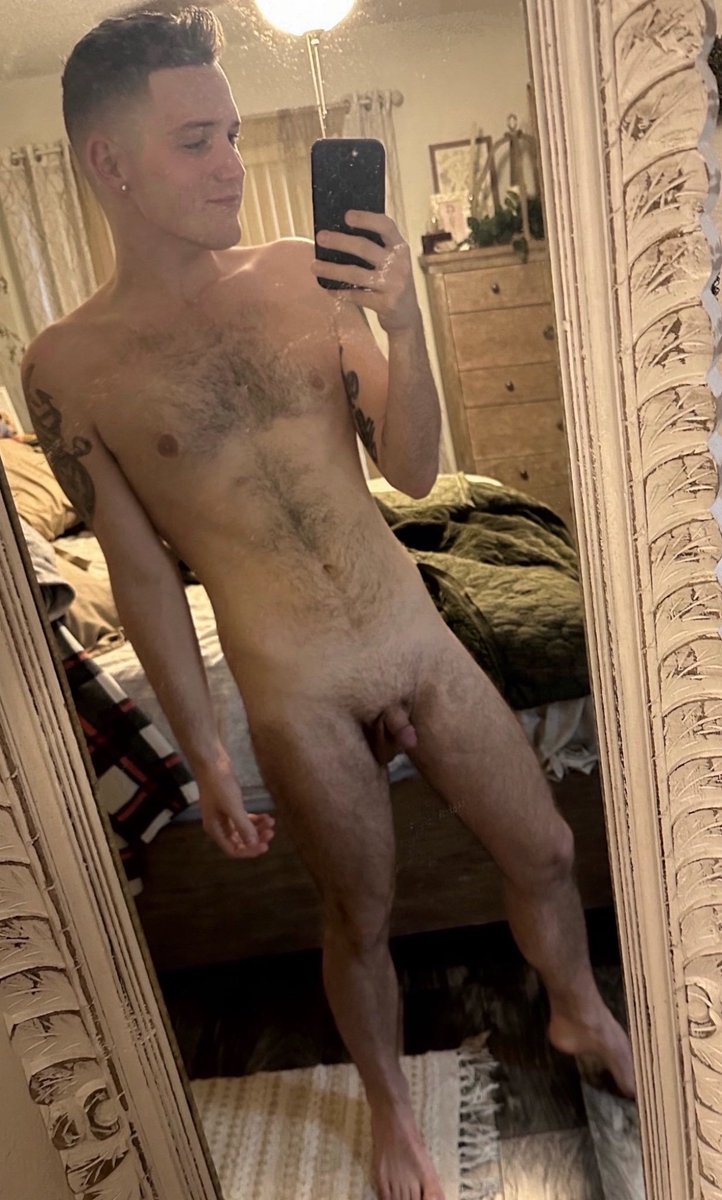 SmDickWorld's tweet image. I know you will love my friend @kinkyjayne1.  He is a sexy guy with a #smalldick.  What would you like to do with him?  #SmallPenisPride #SmallPenisPositivity
