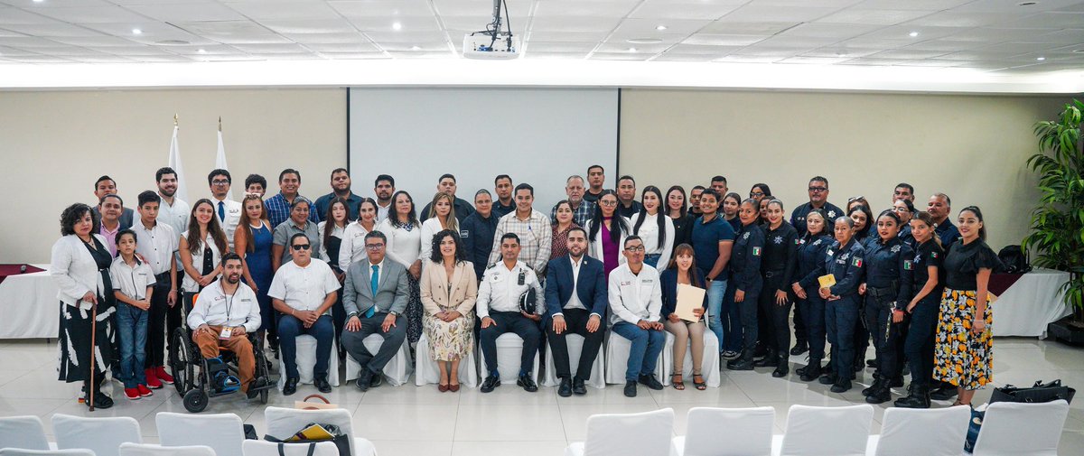 CMDHdeTepic's tweet photo. Clausuramos con éxito el curso “Prevención de la tortura en lugares de privación de la libertad”, impartido por el Mecanismo Nacional de Preveción de la Tortura, de la @CNDH, y dirigido a personal de los Juzgados Cívicos, Seguridad Pública y Vialidad Tepic y la CMDH. https://t.co/E69XpUOunD