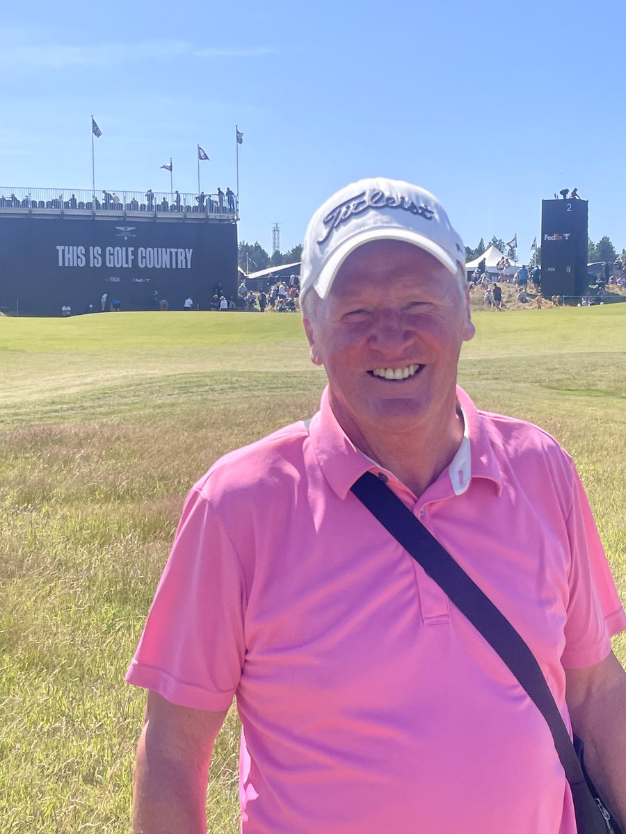 This is hard to beat here in East Lothian😎Sun shining, great golf🏌️‍♂️ , great food 🍺and most of all great company❤️. What a day <a href="/ScottishOpen/">Genesis Scottish Open</a> 👏👏👏👏👏🏌️‍♂️🏴󠁧󠁢󠁳󠁣󠁴󠁿🏴󠁧󠁢󠁳󠁣󠁴󠁿🏴󠁧󠁢󠁳󠁣󠁴󠁿 <a href="/scotgolfcoast/">Scotlands Golf Coast</a> Take a bow all involved 👍👏👏<a href="/SkySportsGolf/">Sky Sports Golf</a> <a href="/ScottishGolf/">Scottish Golf</a> 🏴󠁧󠁢󠁳󠁣󠁴󠁿