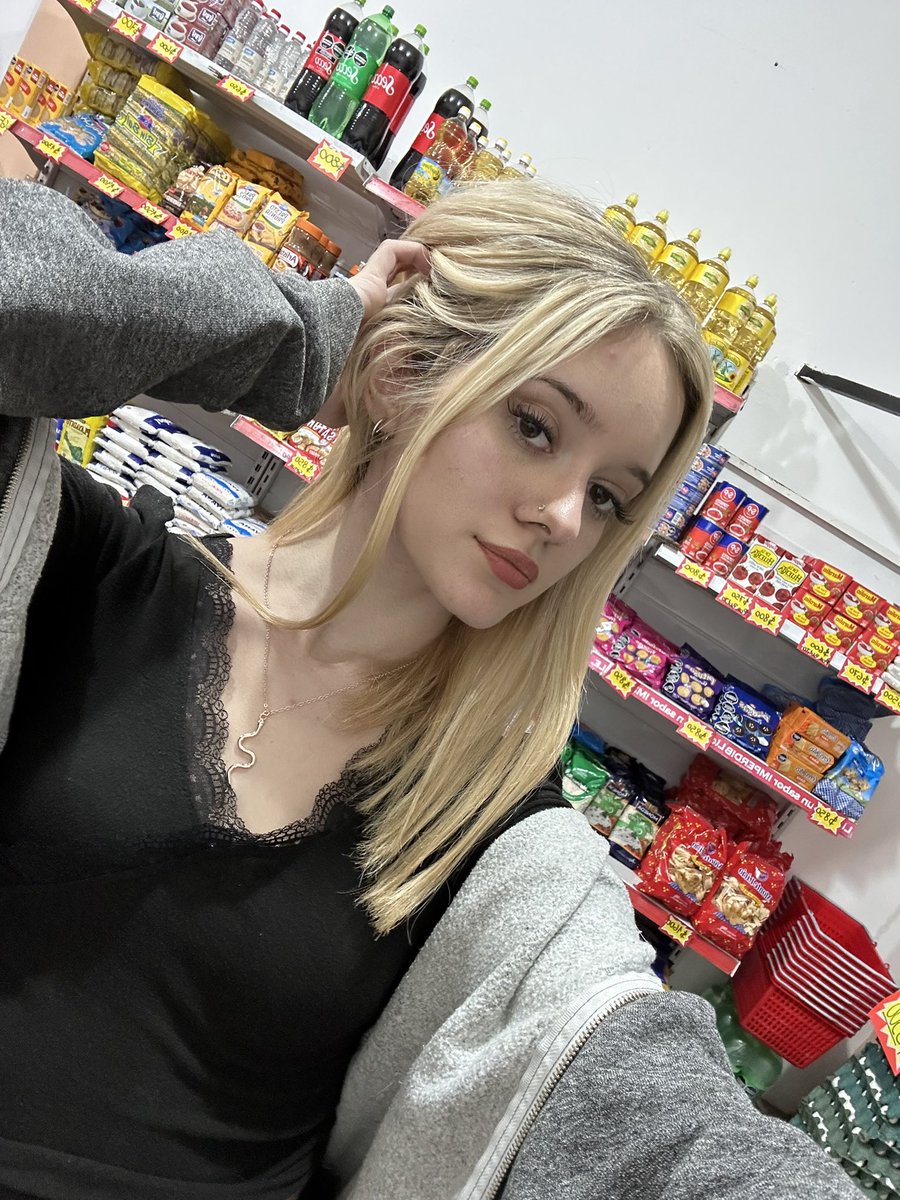 LudMilanesa de pollo tweet media