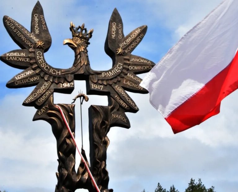 rzemcio92's tweet image. Cześć pamięci pomordowanym Polakom na Wołyniu. Pamiętamy i nie zapomnimy.
🇵🇱🇵🇱🇵🇱