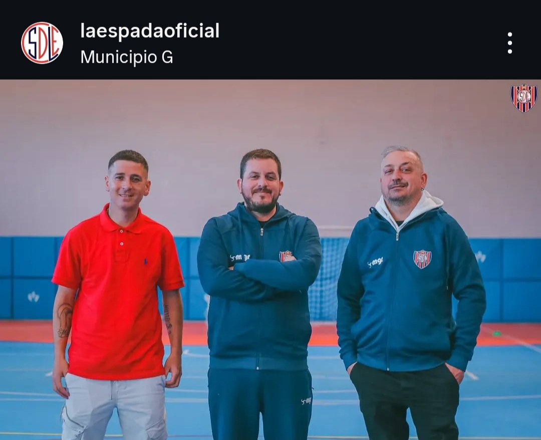 Un año de nuestro proyecto y seguiremos avanzando.
Pobre del que piense que estamos liquidados, sin deberle nada a nadie
Los mosqueteros nomas