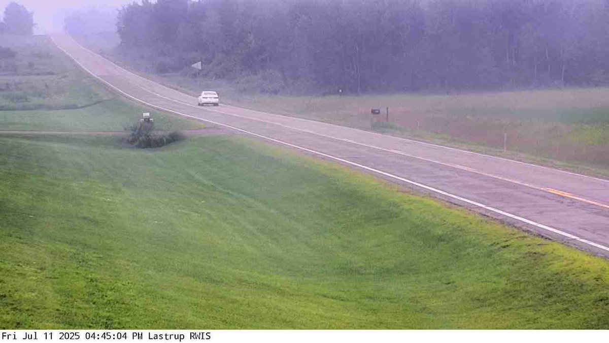 NWS Twin Cities (@nwstwincities) on Twitter photo The <a href="/MnDOT/">Minnesota Department of Transportation</a> camera in Lastrup just south of Brainerd... Note that <a href="/MnPCA/">Minnesota Pollution Control Agency</a> has issued the Air Quality Alert through Monday covering multiple rounds of smoke. Not everyone will see this heavy of surface smoke, but it could be quite hazy at times this weekend. #mnwx #wiwx The <a href="/MnDOT/">Minnesota Department of Transportation</a> camera in Lastrup just south of Brainerd... Note that <a href="/MnPCA/">Minnesota Pollution Control Agency</a> has issued the Air Quality Alert through Monday covering multiple rounds of smoke. Not everyone will see this heavy of surface smoke, but it could be quite hazy at times this weekend. #mnwx #wiwx