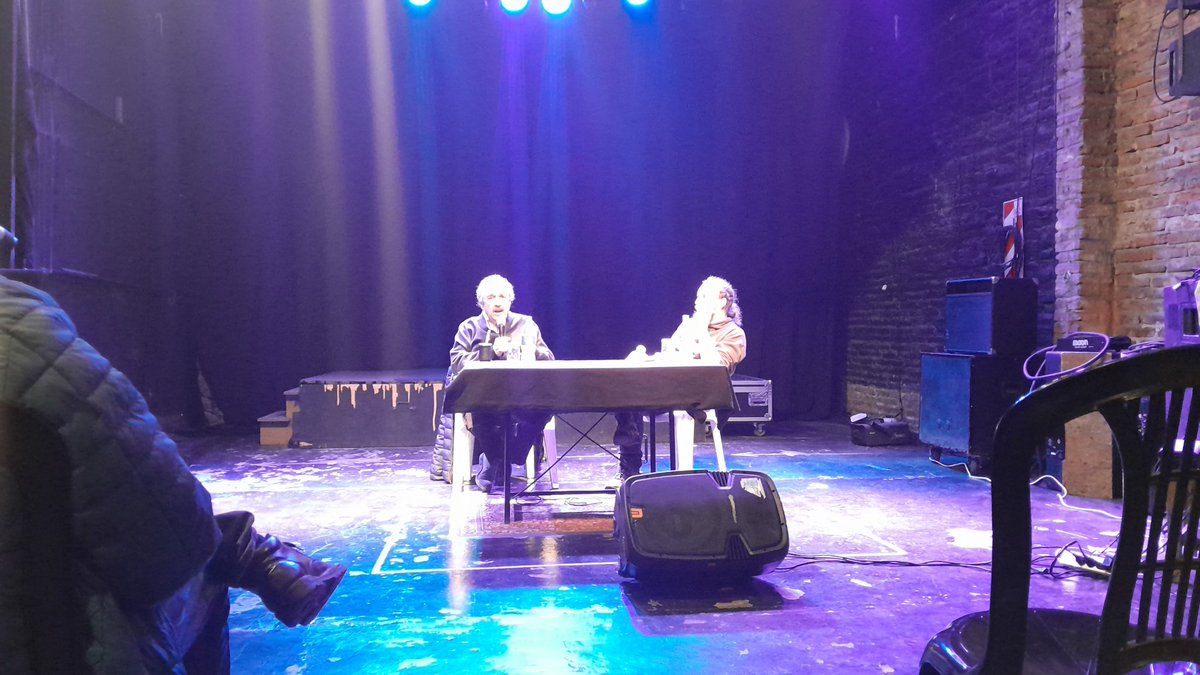 silvia_saravia's tweet photo. #Ahora, en el Centro Cultural Cefiro, junto a @RICALFONSIN @MartinCanay y @gustavoflopez.

Debatir, escuchar, comprender, construir, organizarse, dar batalla.
Esa es la tarea para revertir las barbaridades del gobierno de Milei. https://t.co/oKnU6m5A0e