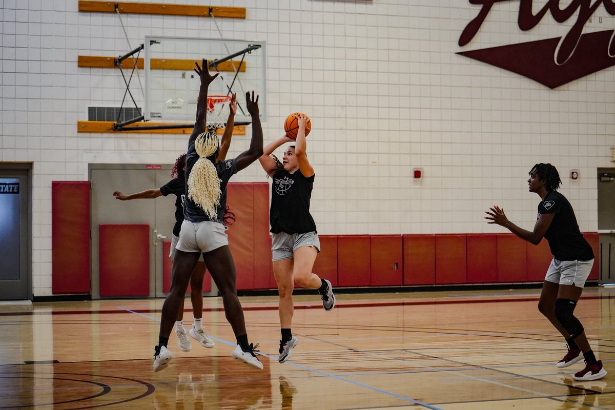NMStateWBB's tweet image. The grind don’t stop🙌
 
#AggieUp | #BigBELIEF