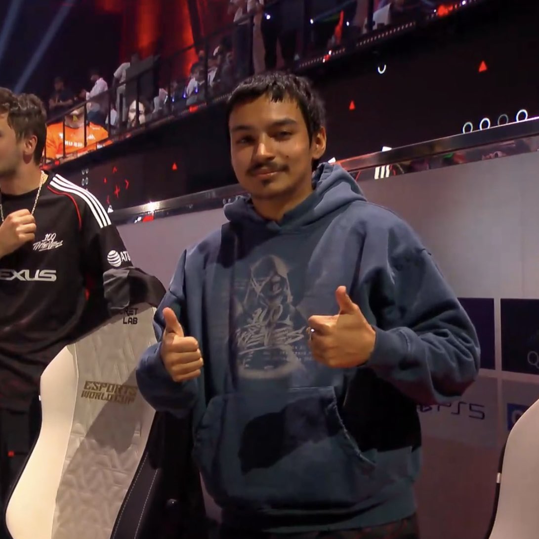 100T_Esports's tweet photo. 88 points scored today.

If we get 88 likes, 8 retweets, 8 replies, we’ll make @Phonyfps our profile picture. https://t.co/CIEBsegLVA