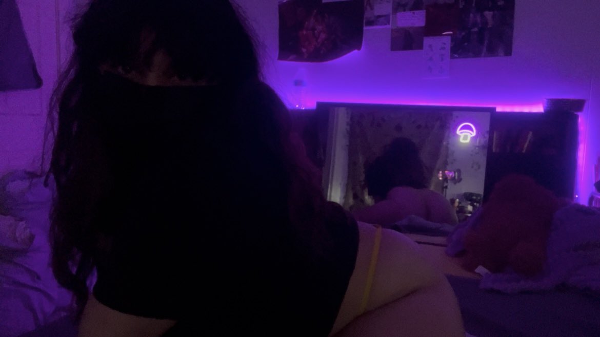 👁️👁️