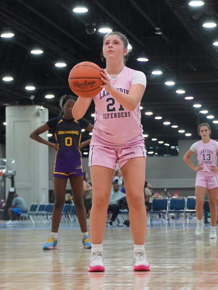 Emily Grau (@emilydgrau) on Twitter photo Kudos to Madison's CC Alley, who is leading the Lake Erie Defenders at the Run 4 Roses Classic in Louisville, KY. She commands the floor with skill, wit, and an amazing teamwork approach. Way to represent Madison CC! <a href="/lady_streaks/">Lady Blue Streaks Basketball</a> <a href="/CCAlley21/">CC Alley</a> <a href="/kalley_33/">Karen Alley</a> <a href="/TFNsRun4Roses/">TFN's Run 4 Roses</a> Kudos to Madison's CC Alley, who is leading the Lake Erie Defenders at the Run 4 Roses Classic in Louisville, KY. She commands the floor with skill, wit, and an amazing teamwork approach. Way to represent Madison CC! <a href="/lady_streaks/">Lady Blue Streaks Basketball</a> <a href="/CCAlley21/">CC Alley</a> <a href="/kalley_33/">Karen Alley</a> <a href="/TFNsRun4Roses/">TFN's Run 4 Roses</a>
