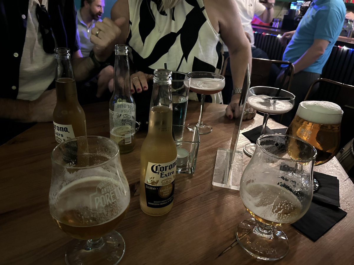 yuan_pablo321's tweet image. If you’re in any doubt what to do after the beer garden…you go the pub…@VinnieSull1van @ChelseaDan5 @Britains___Pubs