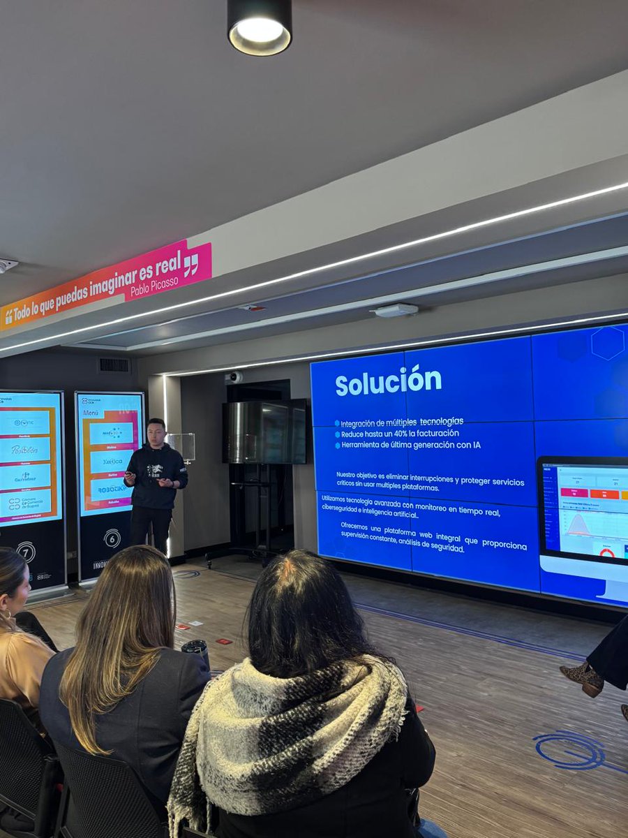 David Vega Zárate tweet media